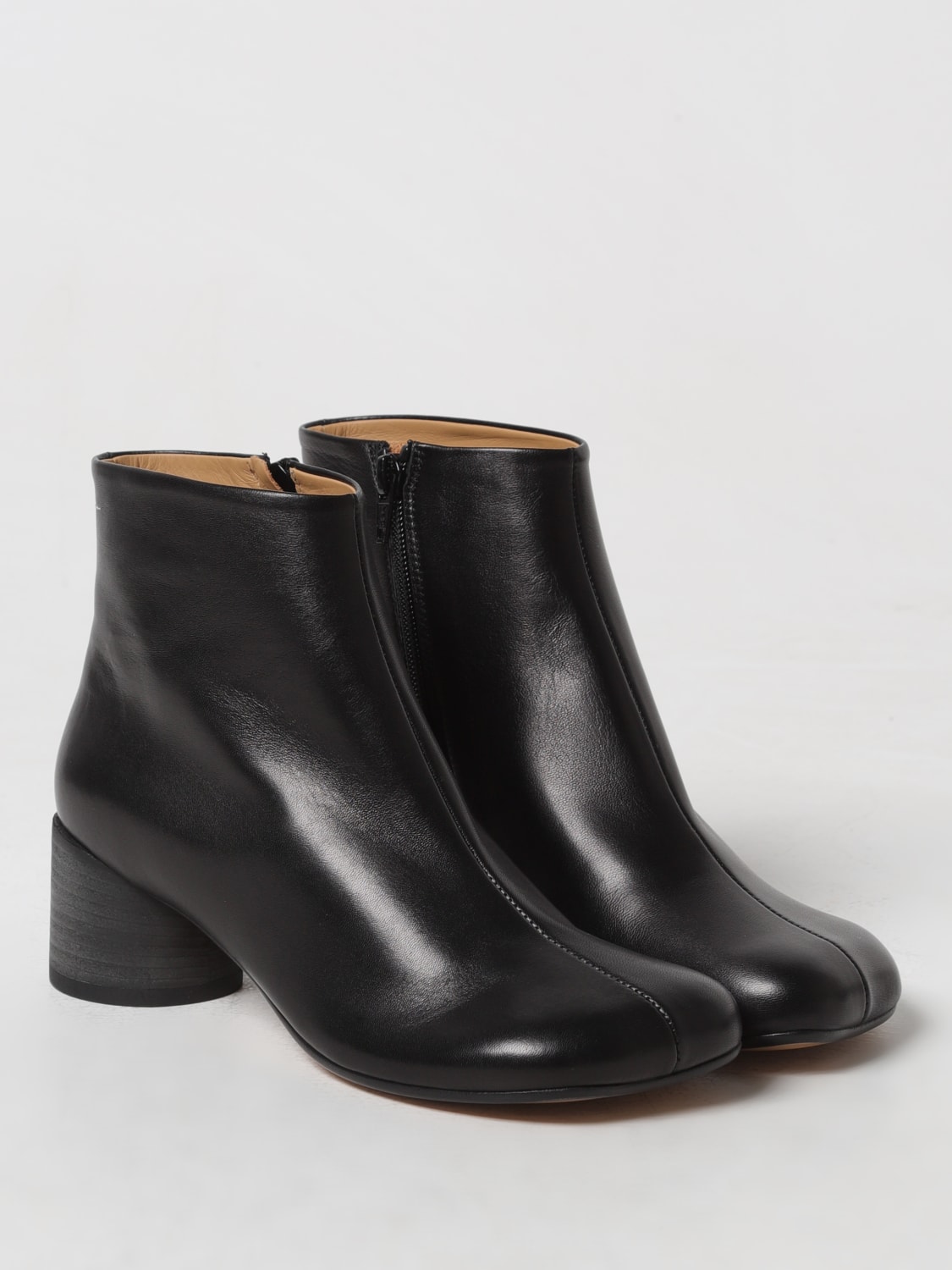 MM6 MAISON MARGIELA: Flat ankle boots woman - Black | Mm6 Maison Margiela  flat ankle boots S59WU0173P3628 online at GIGLIO.COM