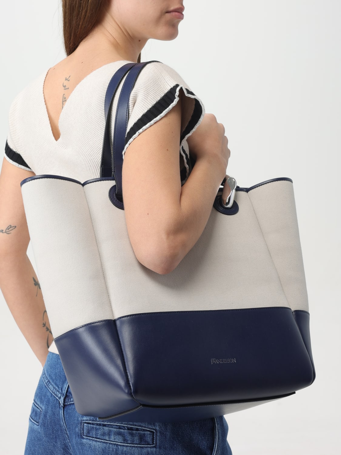 トートバッグ JW ANDERSON Woman Tote bags Blue HB0559LA0336 090 Jw Andersonアウトレット:ショルダーバッグ レディース