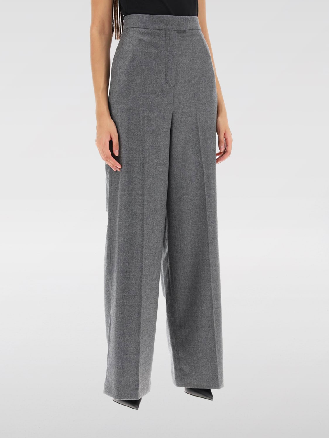 パンツ FENDI Woman Pants Grey FR6375AM3N F0TDR FENDI: Pants woman - Grey | Fendi pants FR6375AM3N online at