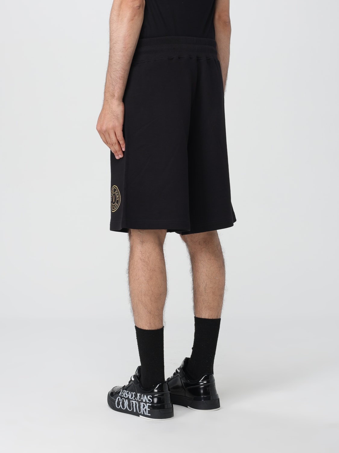 VERSACE JEANS COUTURE SHORT: Short men Versace Jeans Couture, Gold - Img 2