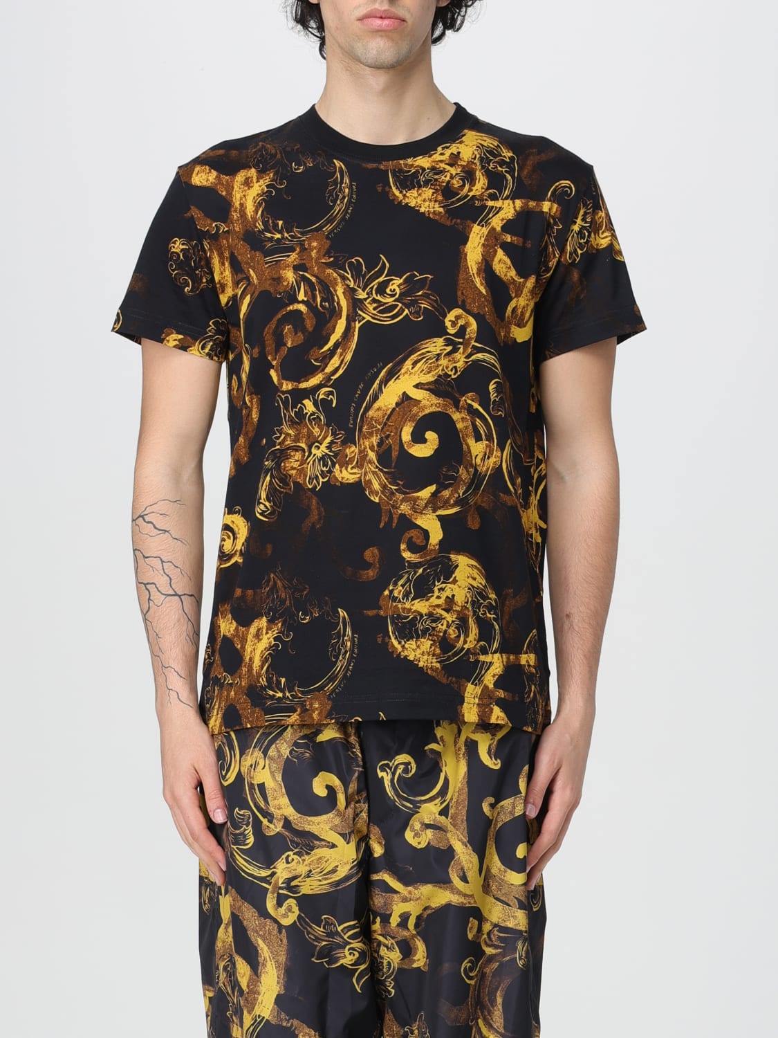 Giglio T-shirt Versace Jeans Couture in cotone con stampa