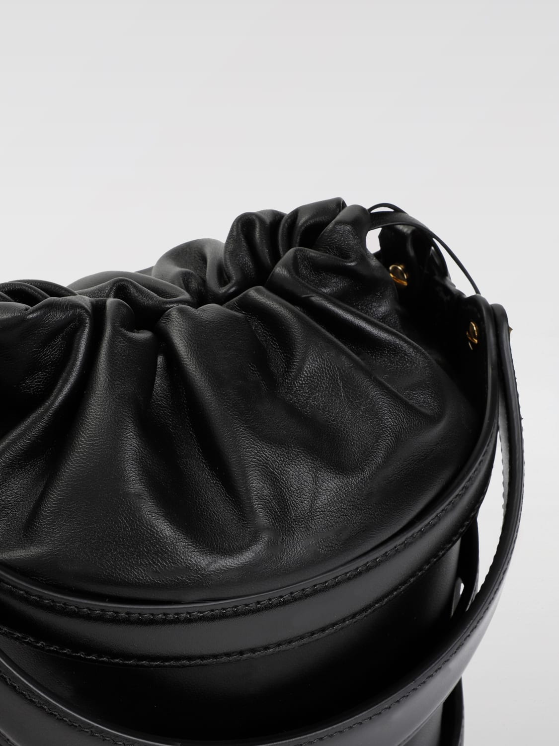 ハンドバッグ ALEXANDER MCQUEEN Woman Handbag Black 7871261VPGI 1000 McQueen Outlet: Handbag woman - Black | McQueen handbag