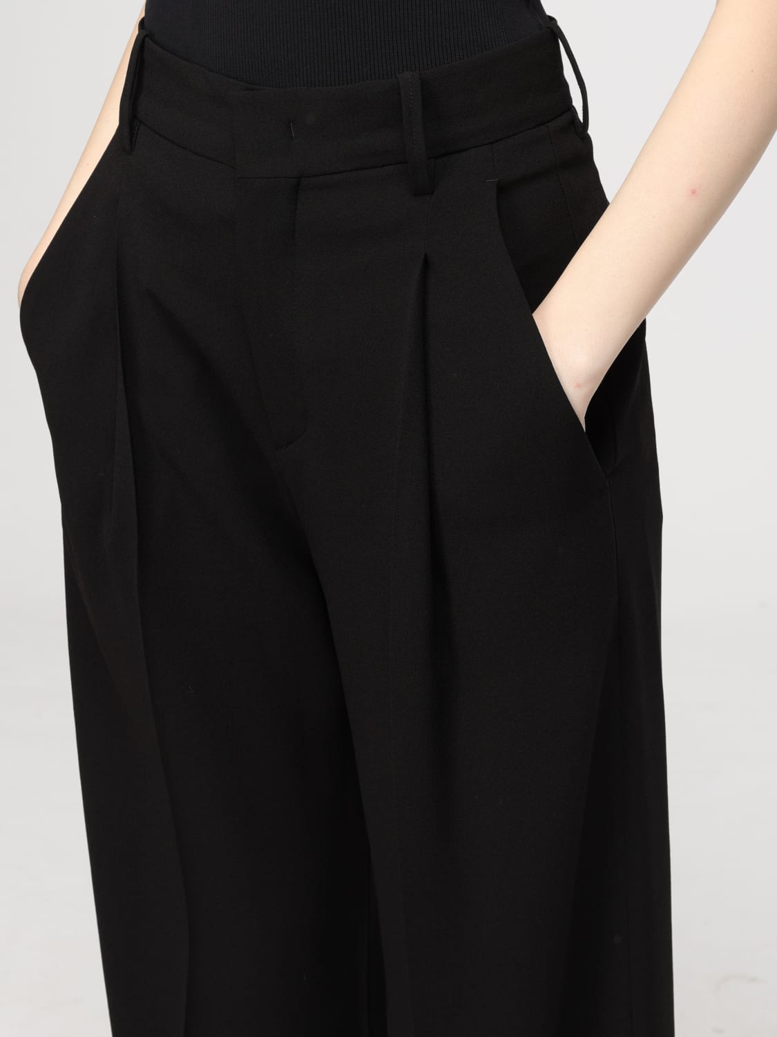 パンツ ISABEL MARANT Woman Pants Black PA0353FAB2F01I 01BK Isabel Marant Outlet: Pants woman - Black | Isabel Marant