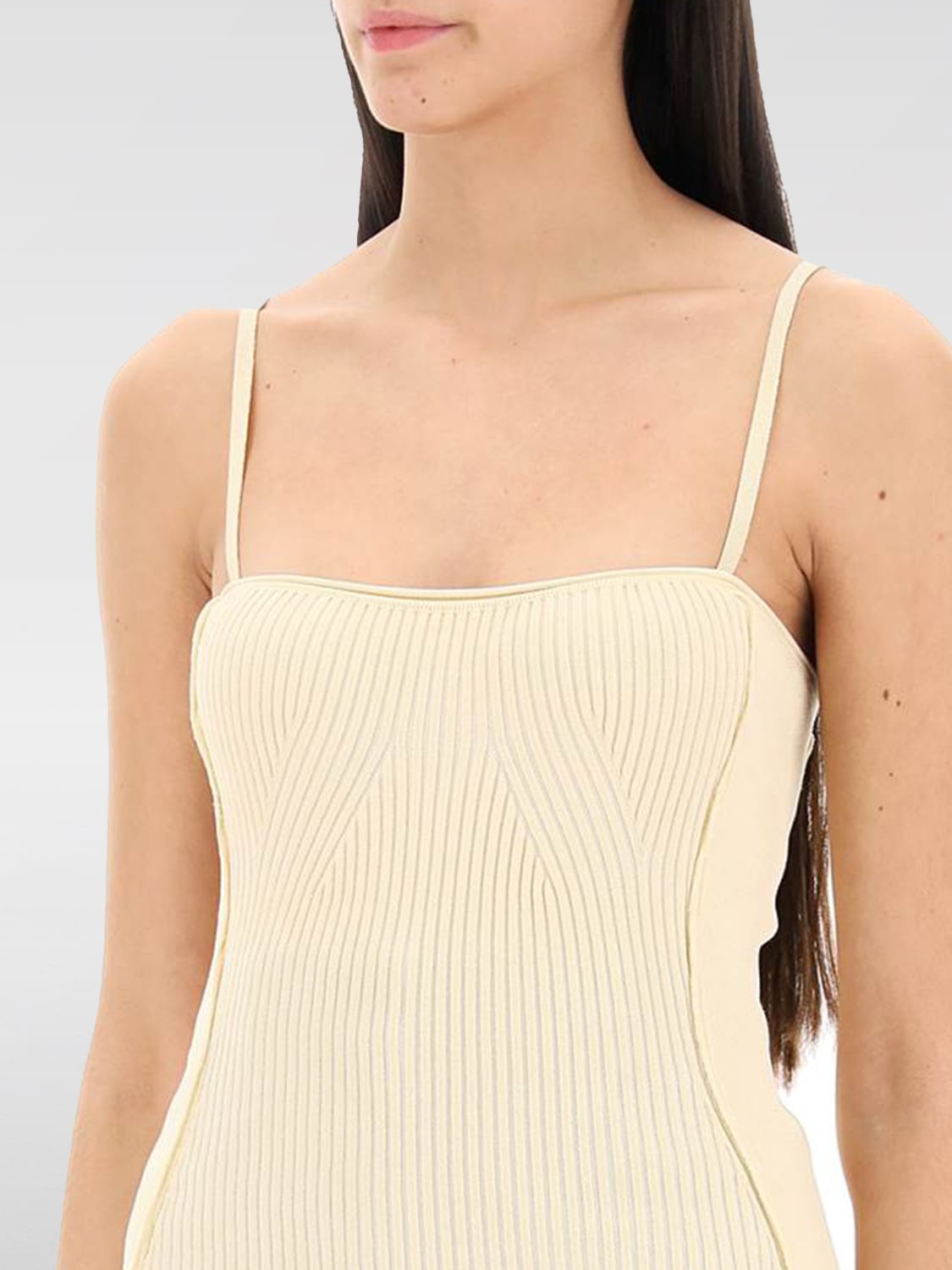 JACQUEMUS トップス: トップス レディース Jacquemus, アイボリー - Img 3