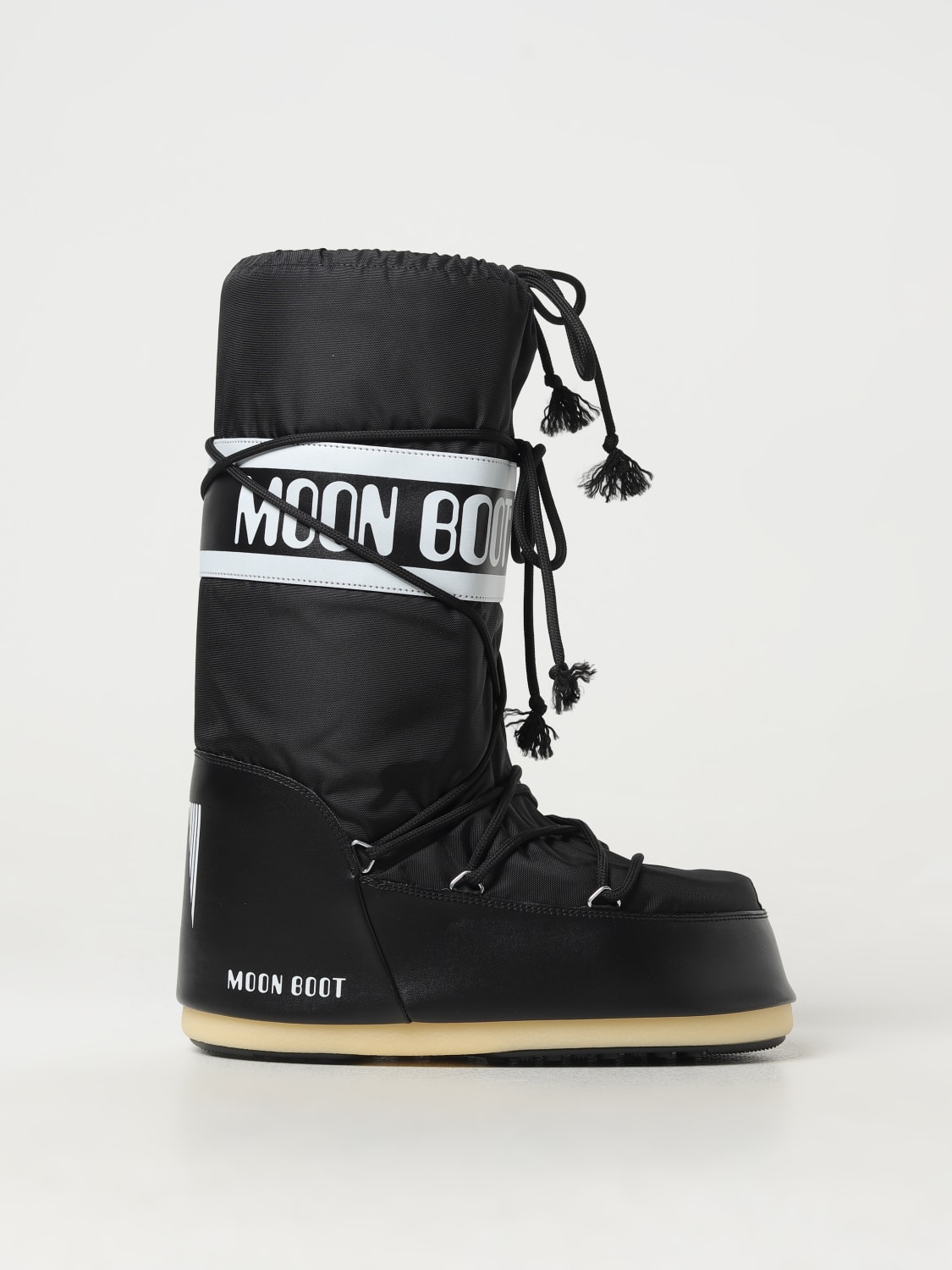moon-boot.jpg moon-boot.jpg