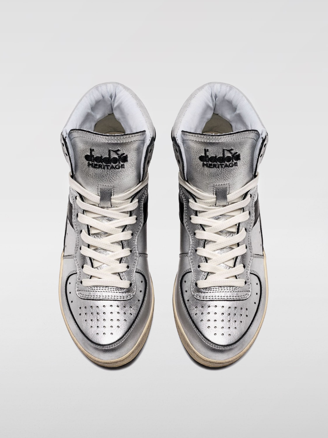 Diadora silver top