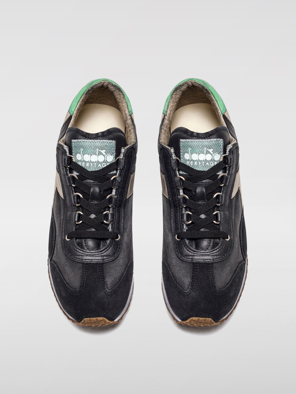 Diadora Heritage Outlet Sneakers Equipe H in camoscio e canvas used Nero Sneakers Diadora Heritage 174736 online su GIGLIO.COM