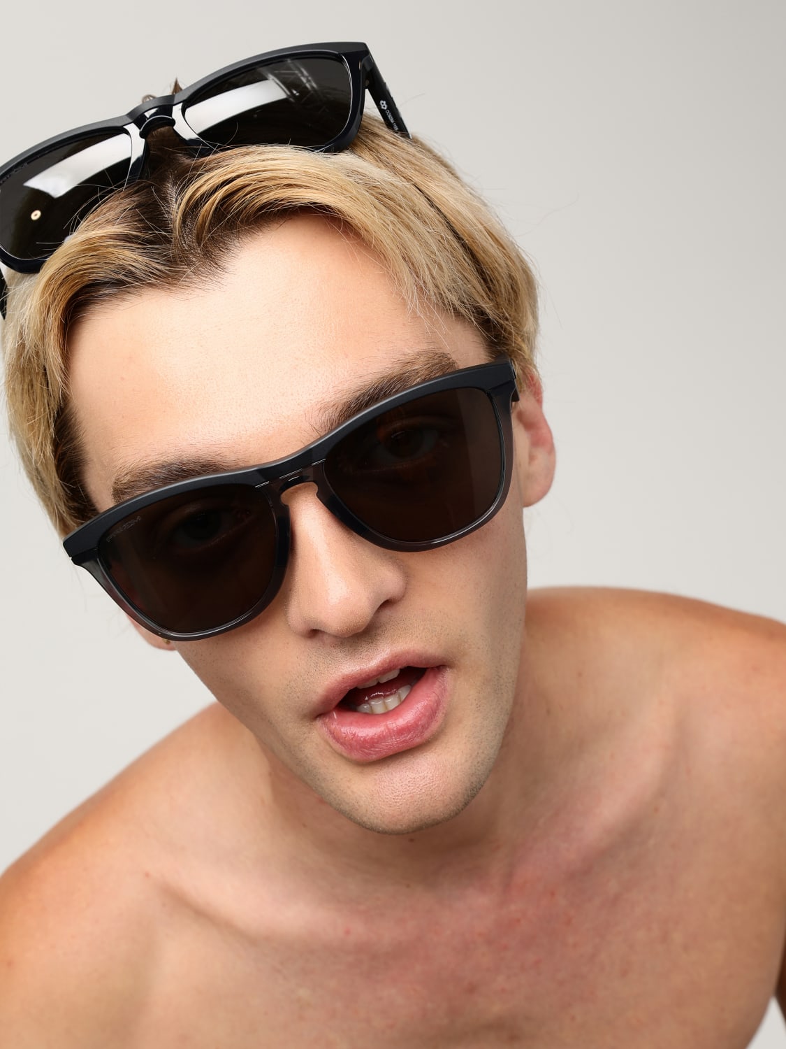 OAKLEY SUNGLASSES: Sunglasses men Oakley, Fa03 - Img 2