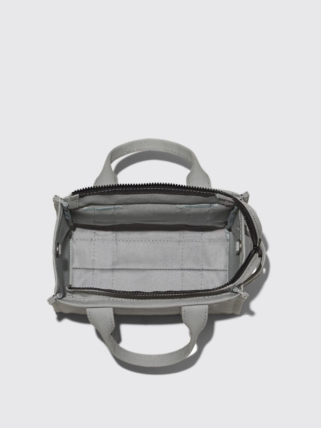 MARC JACOBS BORSA A MANO: Borsa The Mini Traveler Marc Jacobs in canvas , Grigio - Img 4
