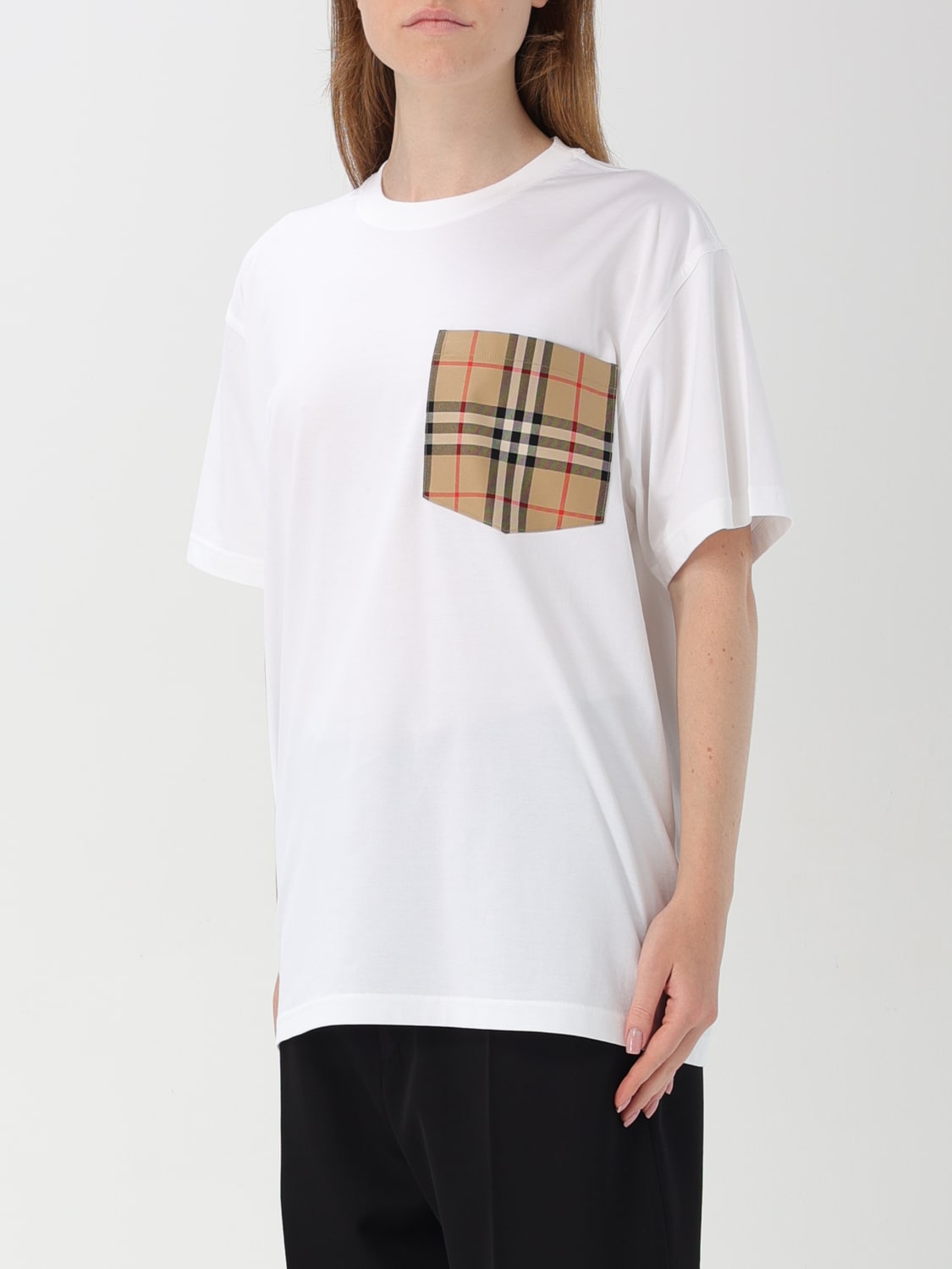 T shirt Burberry con toppa check