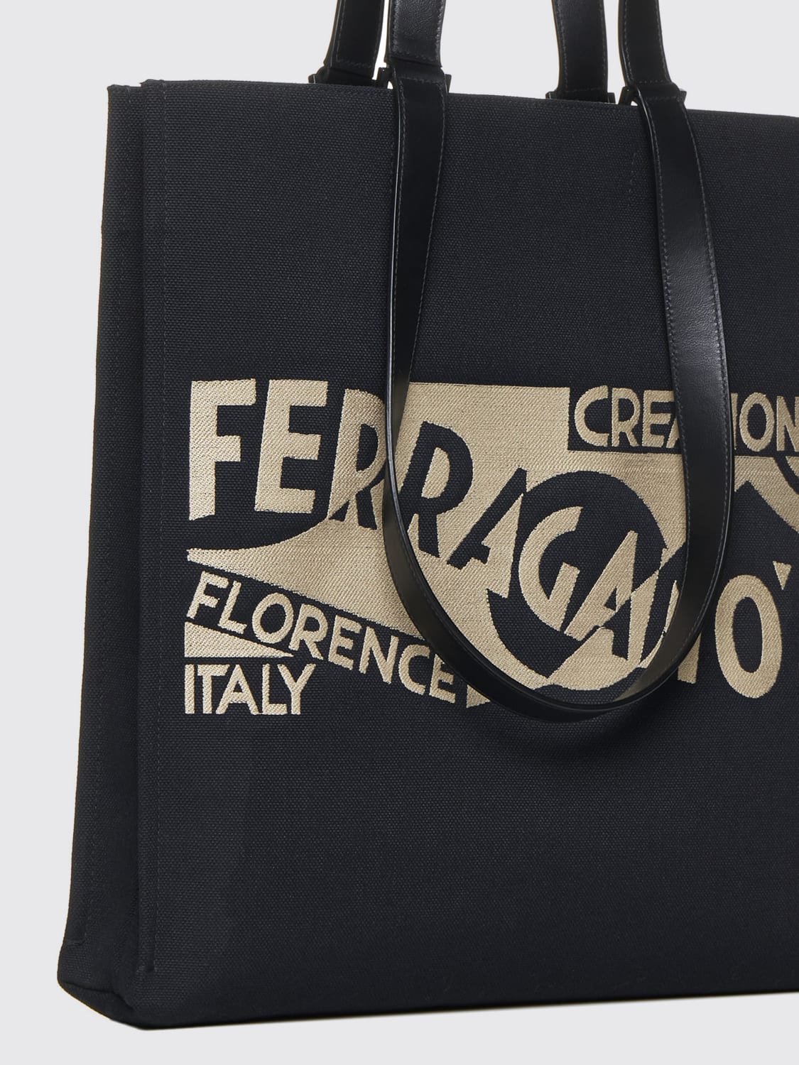 FERRAGAMO BORSA: Borsa Ferragamo in canvas e pelle con logo jacquard , Nero - Img 3