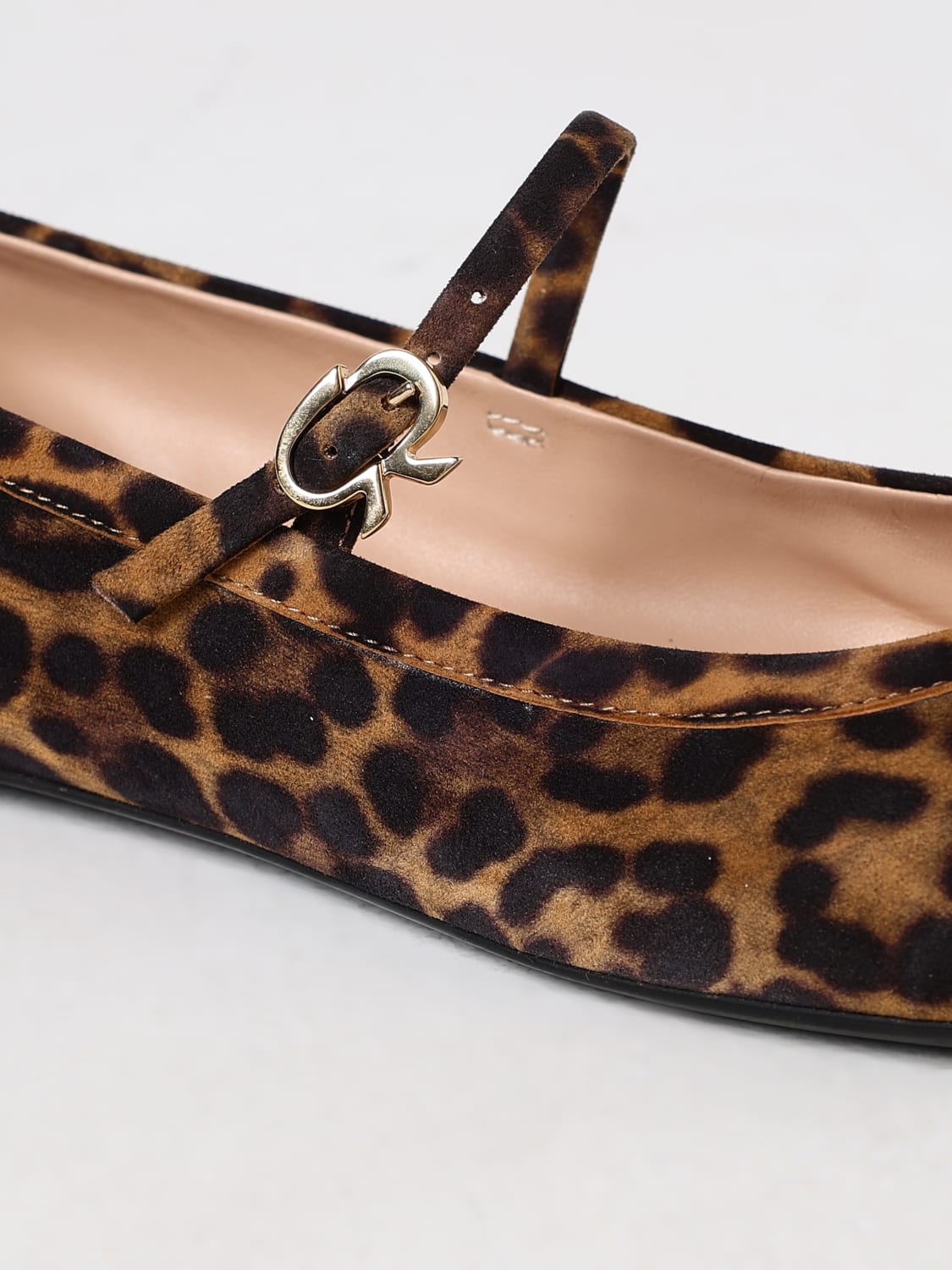GIANVITO ROSSI：バレリーナ＆フラットシューズ レディース