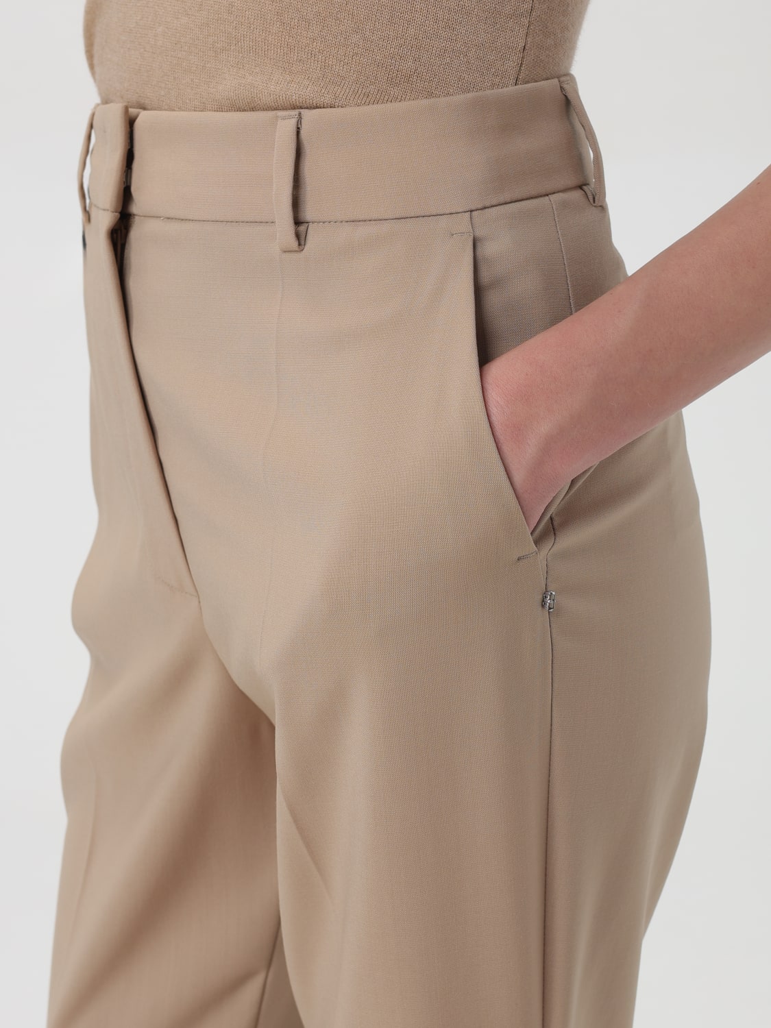 パンツ SPORTMAX Woman Pants Beige 2422136041600 025 Sportmax Outlet: Pants woman - Beige | Sportmax pants