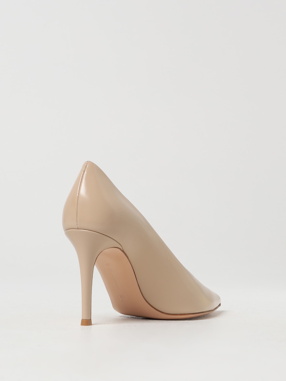 GIANVITO ROSSI PUMPS: Pumps woman Gianvito Rossi, Beige - Img 3