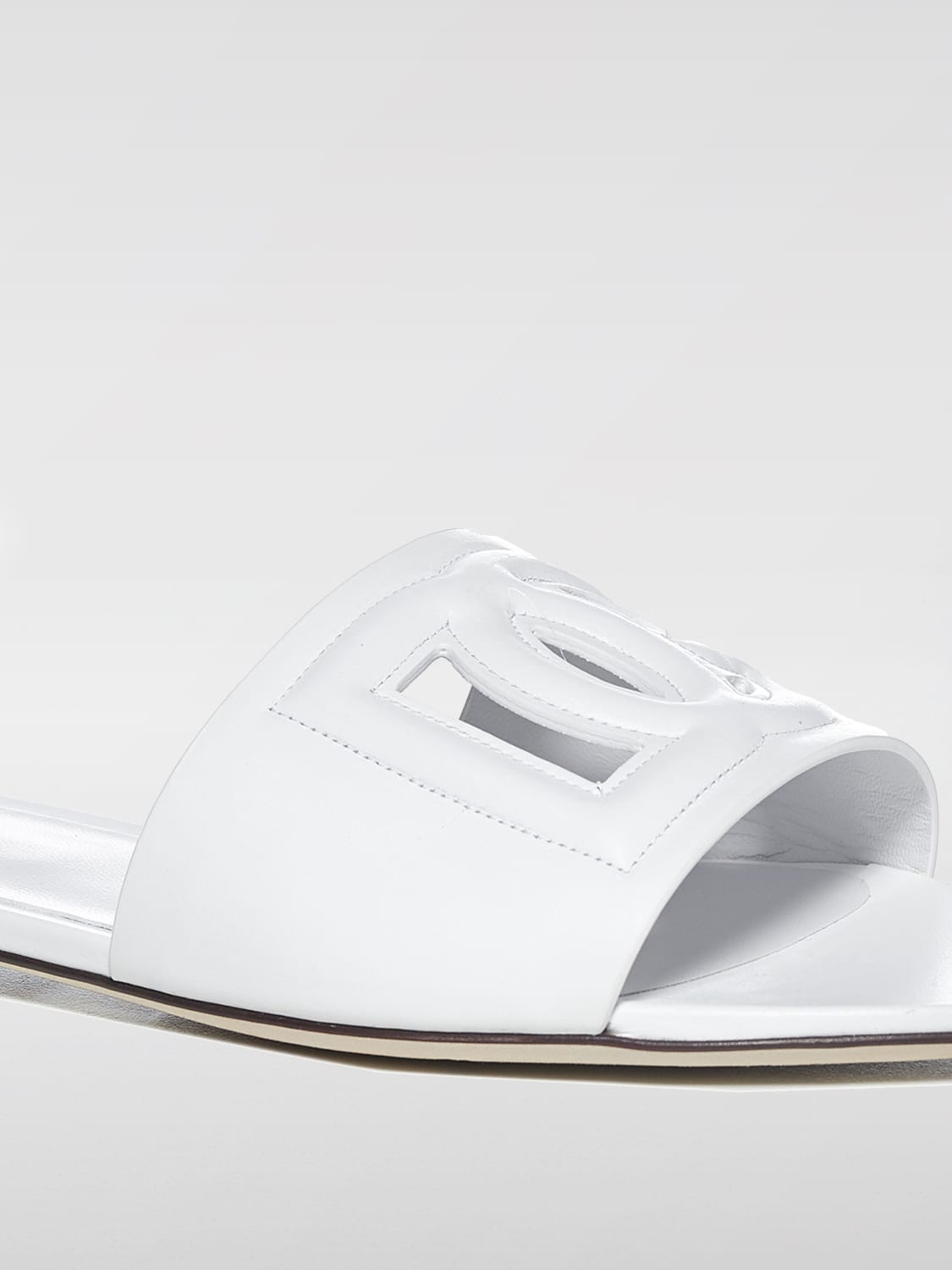 シューズ・サンダルその他 DOLCE & GABBANA Woman Flat sandals White CQ0436AY329 80001 Dolce & Gabbana Outlet: Flat sandals woman - White | Dolce