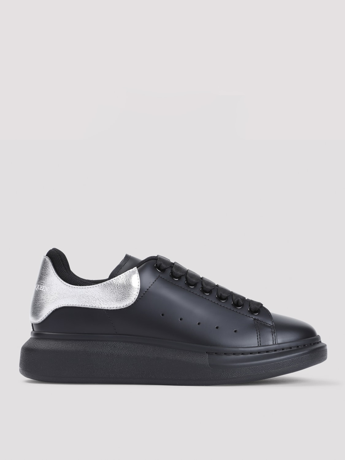 ALEXANDER MCQUEEN Baskets homme Noir Baskets Alexander McQueen 705060WIFT1 en ligne sur GIGLIO.COM