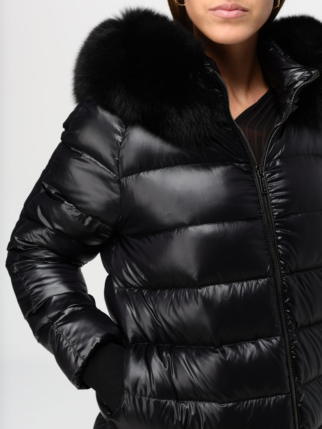 MOORER JACKET: Moorer down jacket with cape and hood with fur, Black - Img 4