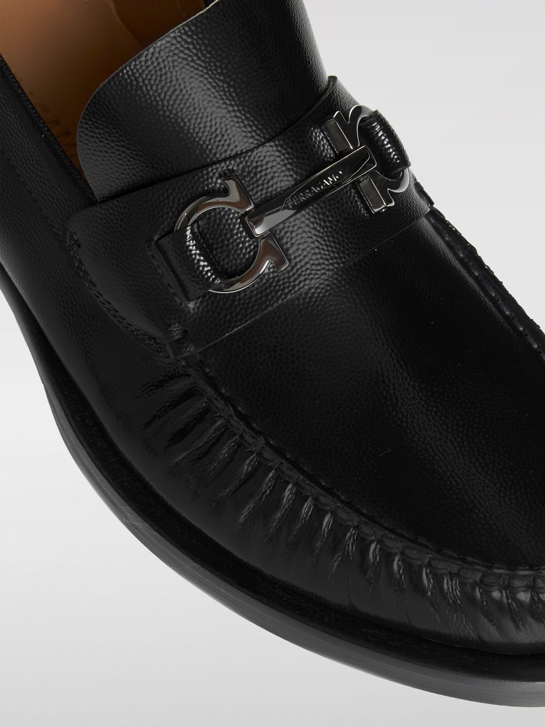 FERRAGAMO LOAFERS: Loafers men Ferragamo, Black - Img 4