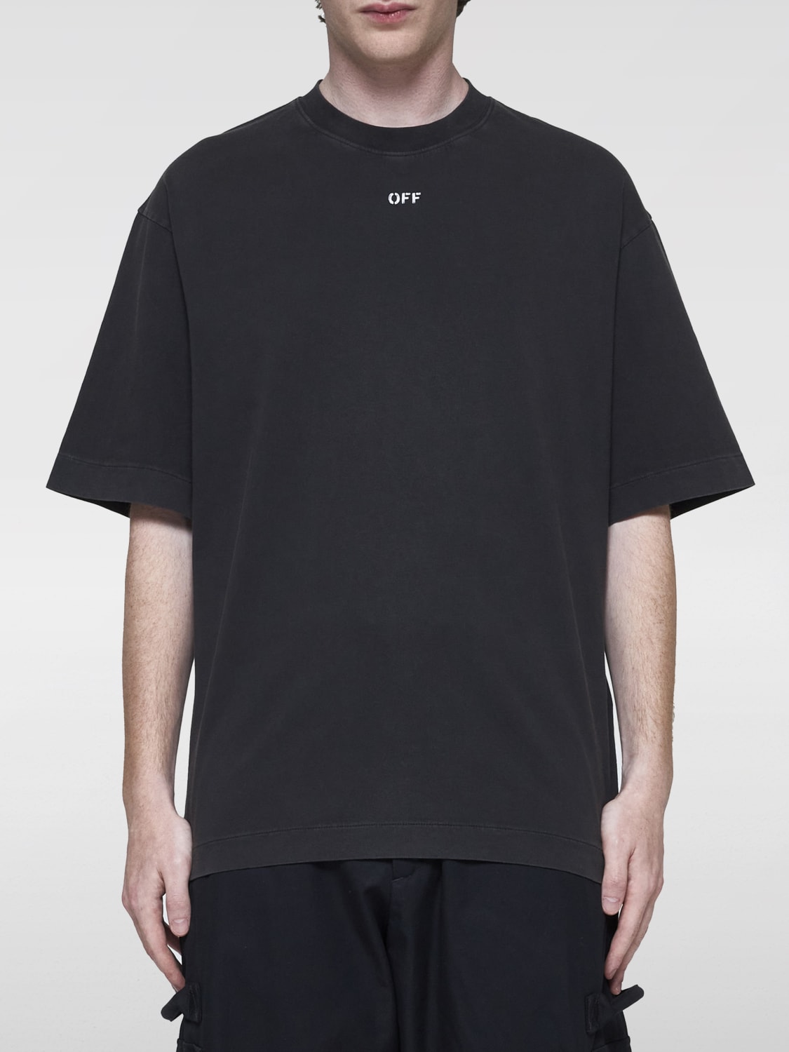 OFF-WHITE T-SHIRT: T-shirt men Off-white, Black - Img 1