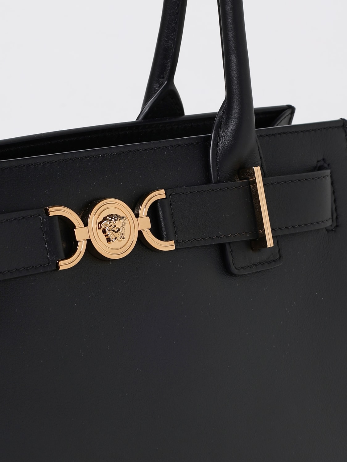 ハンドバッグ VERSACE Woman Handbag Black 10131681A10795 1B00V Versace Outlet: Shoulder bag woman - Black | Versace handbag