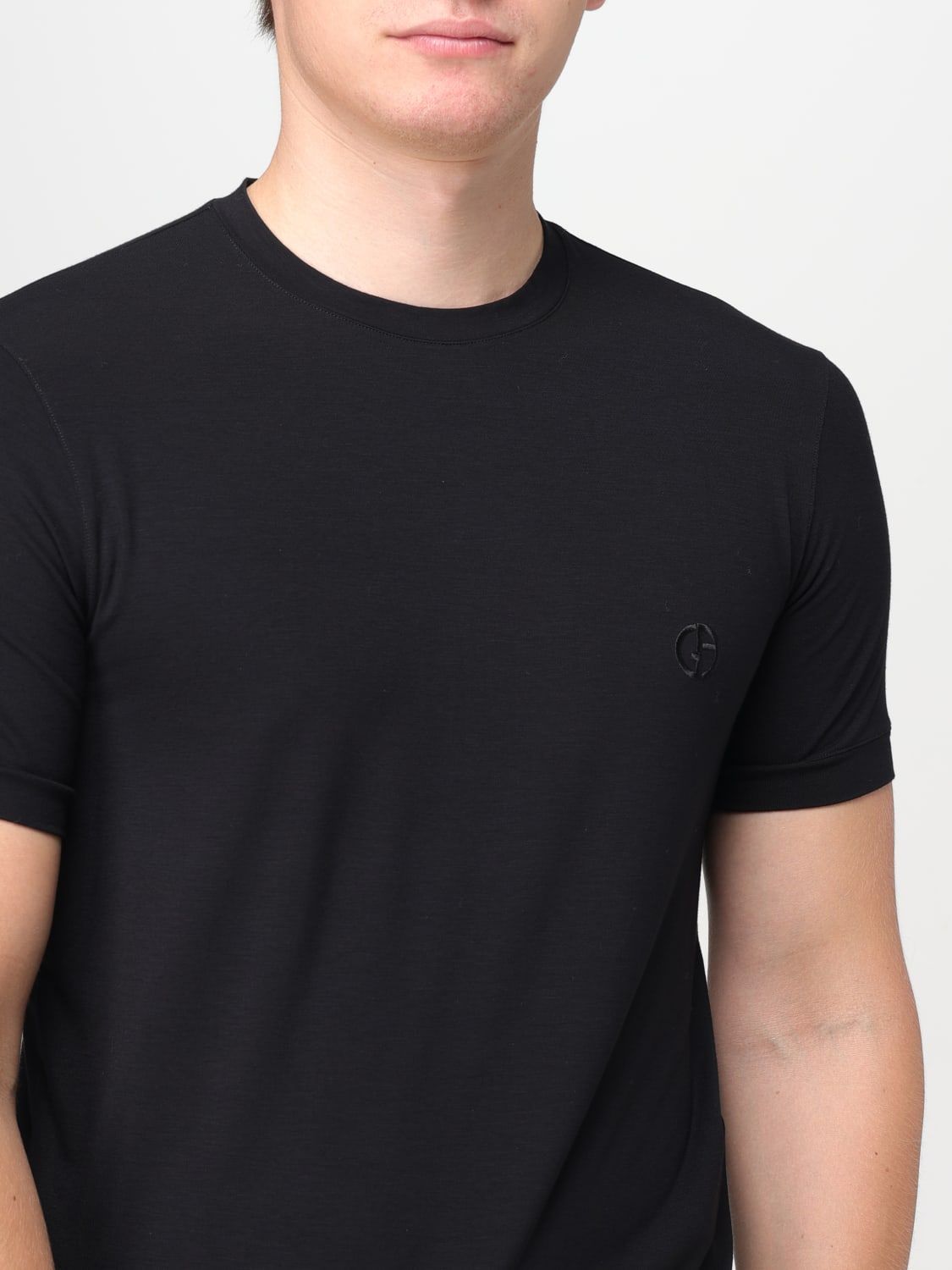 GIORGIO ARMANI T shirt basic Nero T Shirt Giorgio Armani 3GST52SJP4Z online su GIGLIO.COM