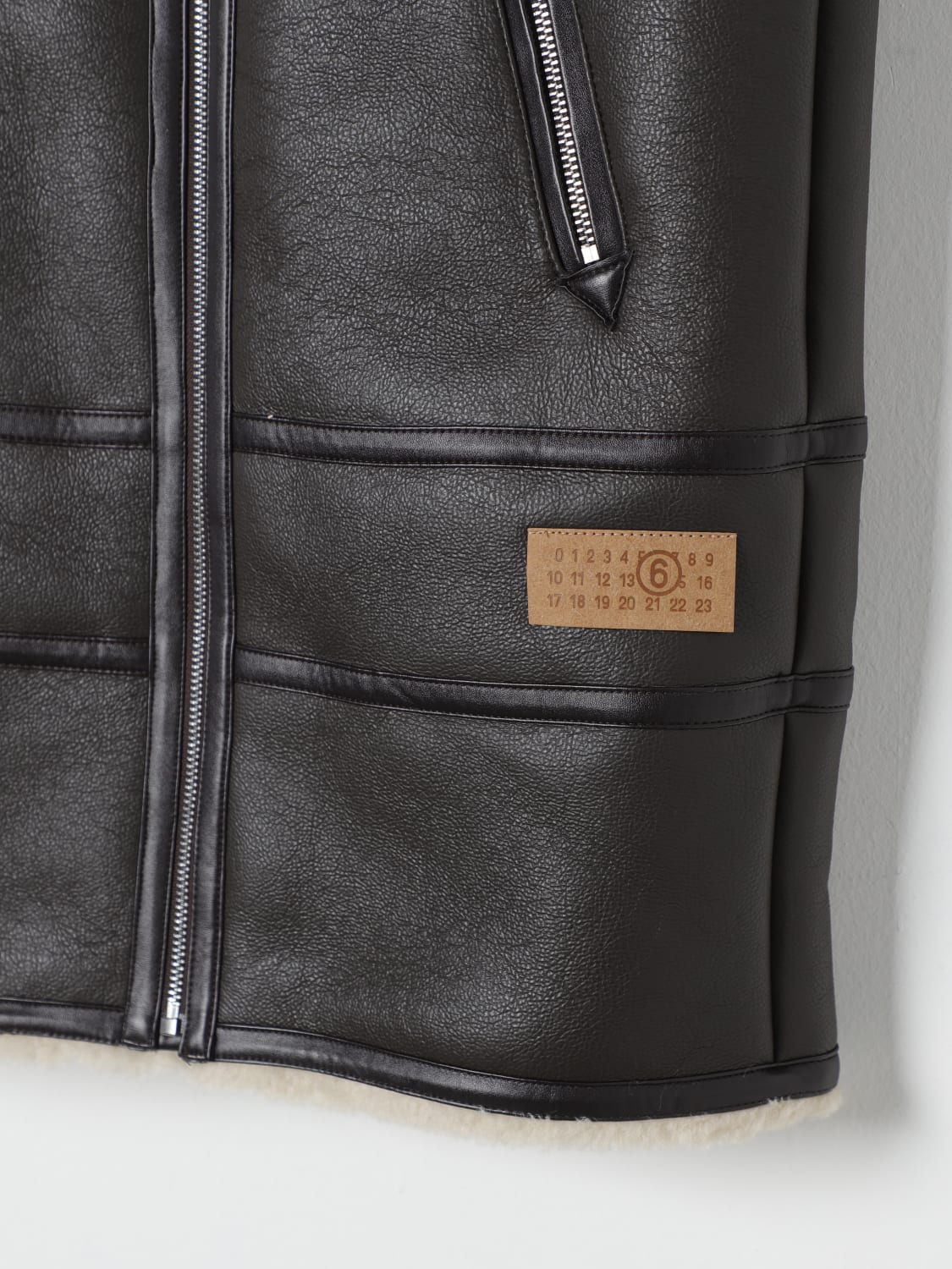 MM6 MAISON MARGIELA WAISTCOAT: MM6 Maison Margiela vest with synthetic shearling lining, Brown - Img 3