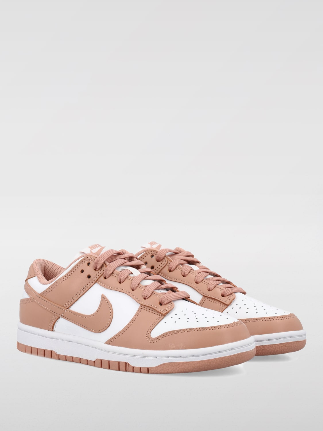 NIKE SNEAKERS: Sneakers Dunk Low Nike in pelle , Bianco - Img 2