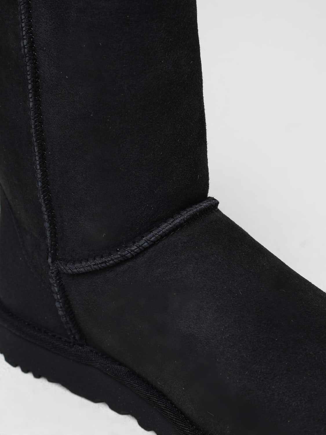 UGG STIVALI: Stivaletto Classic Short II UGG in camoscio , Nero - Img 4