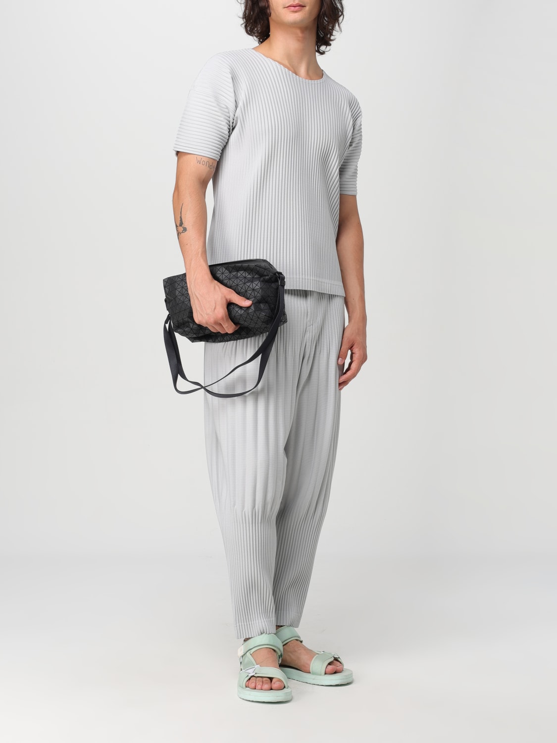 Homme Plisse' Issey Miyakeアウトレット：Tシャツ メンズ