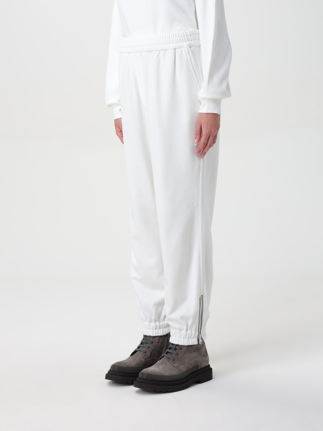パンツ BRUNELLO CUCINELLI Woman Pants White MA033P9045 C4357 Loose Pleated trousers for Woman in White | Brunello Cucinelli