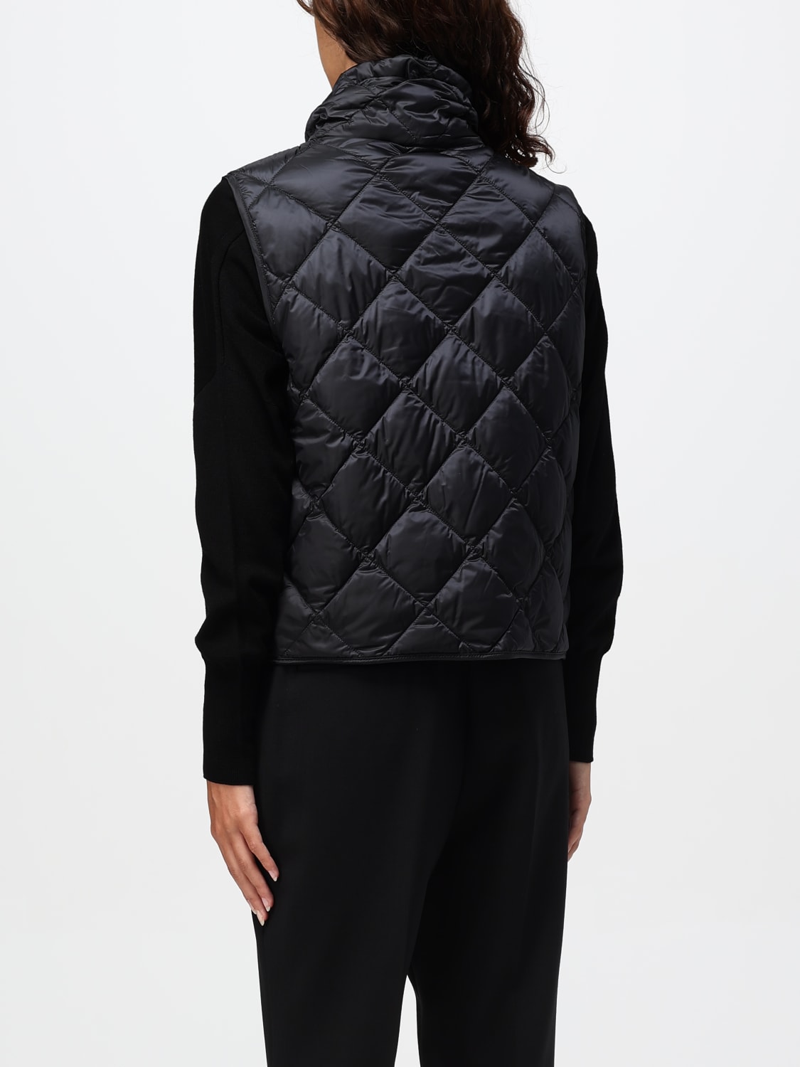 max-mara-the-cube.jpg