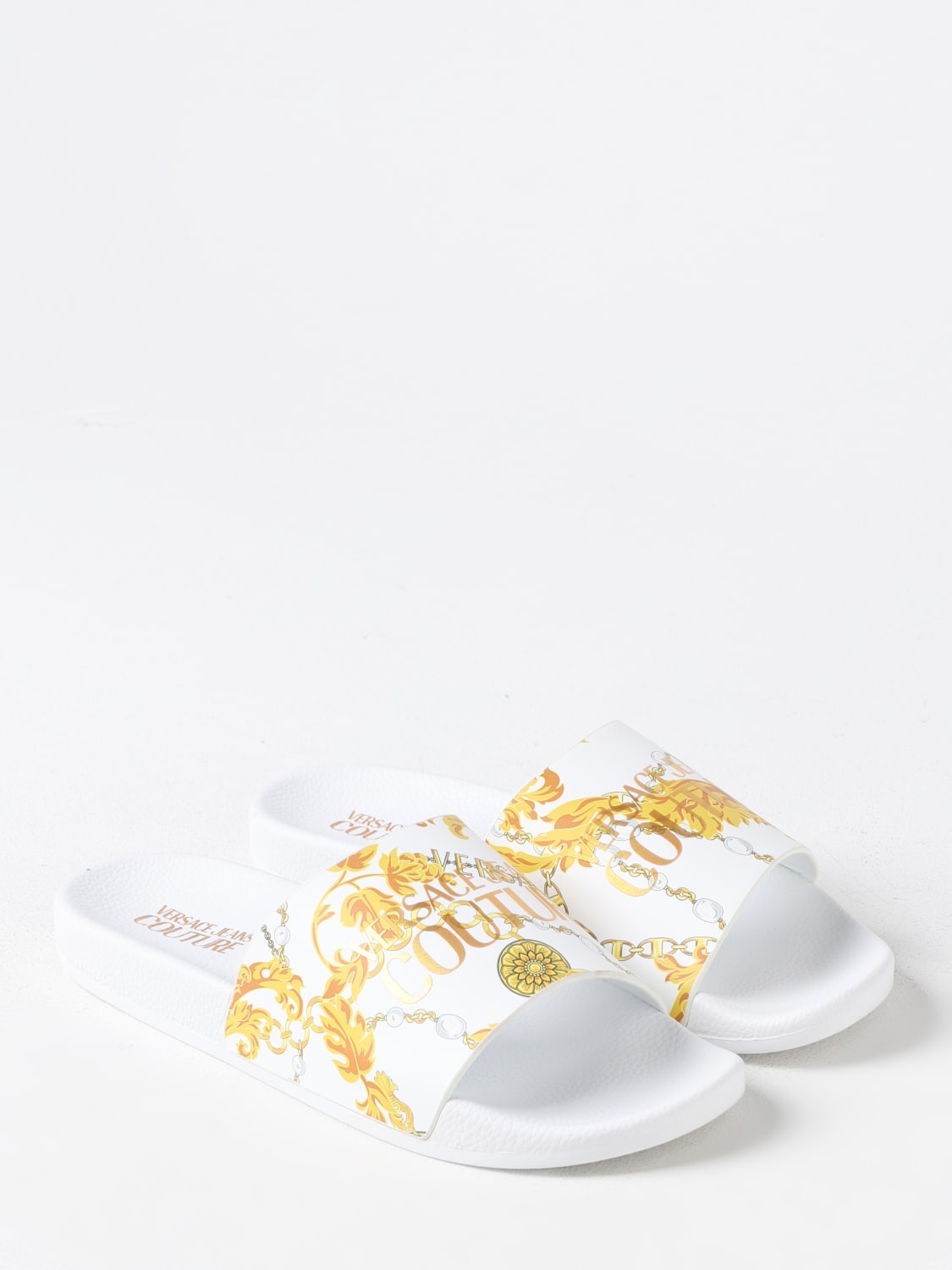 VERSACE JEANS COUTURE SANDALI: Sliders Baroque Versace Jeans Couture in gomma stampata , Bianco - Img 2