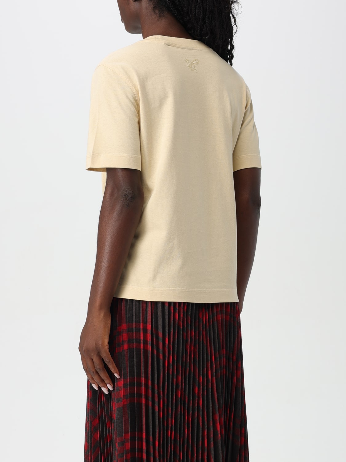 burberry.jpg burberry.jpg