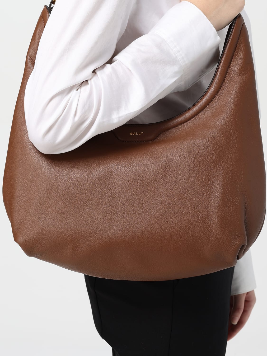 BALLY BORSA A SPALLA: Borsa Bally in pelle a grana , Marrone - Img 2