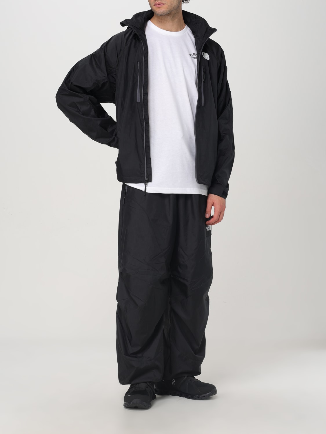 THE NORTH FACE: men's jacket - Black | The North Face jacket