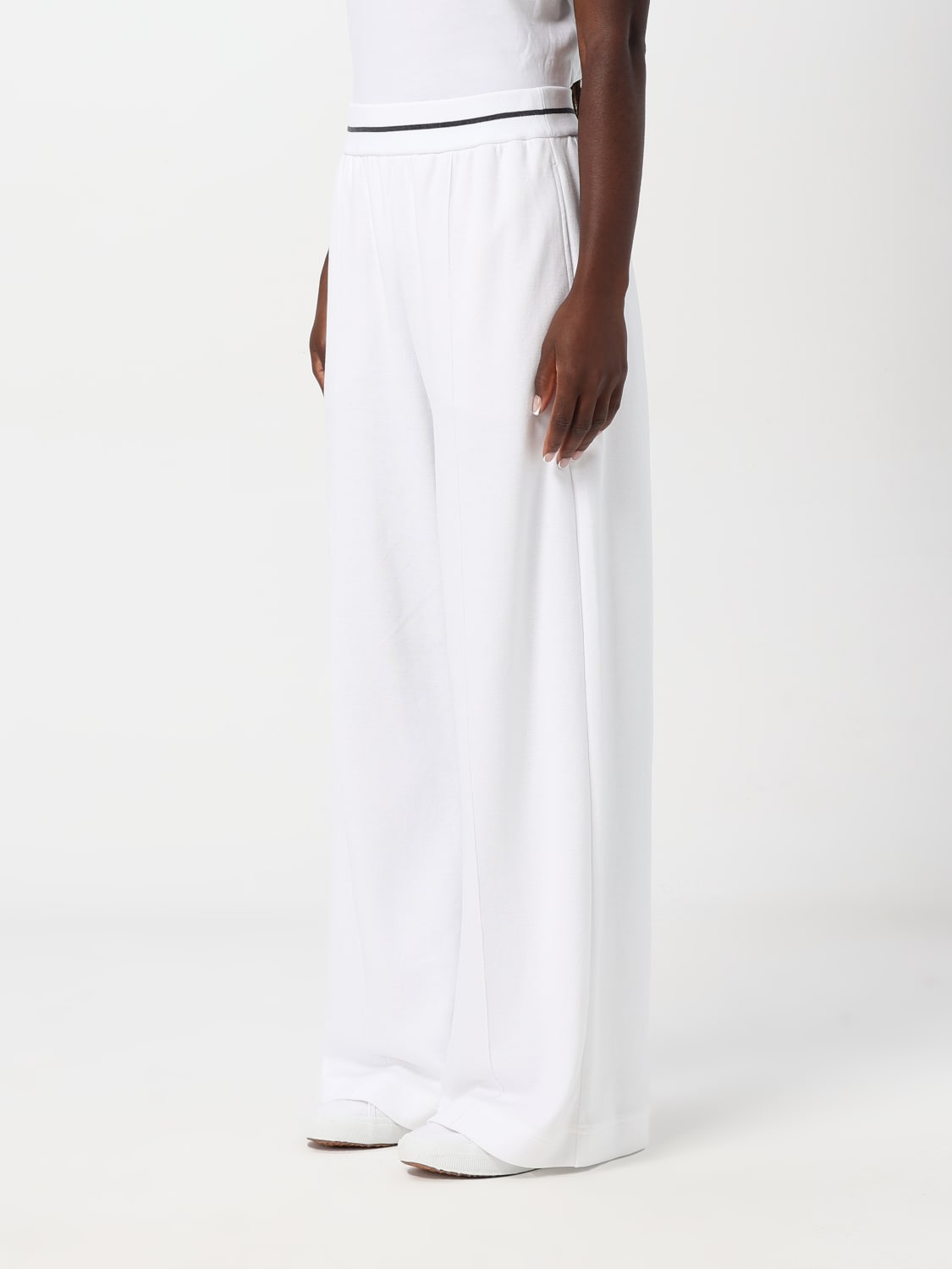 パンツ BRUNELLO CUCINELLI Woman Pants White MA033P9045 C4357 Loose Pleated trousers for Woman in White | Brunello Cucinelli