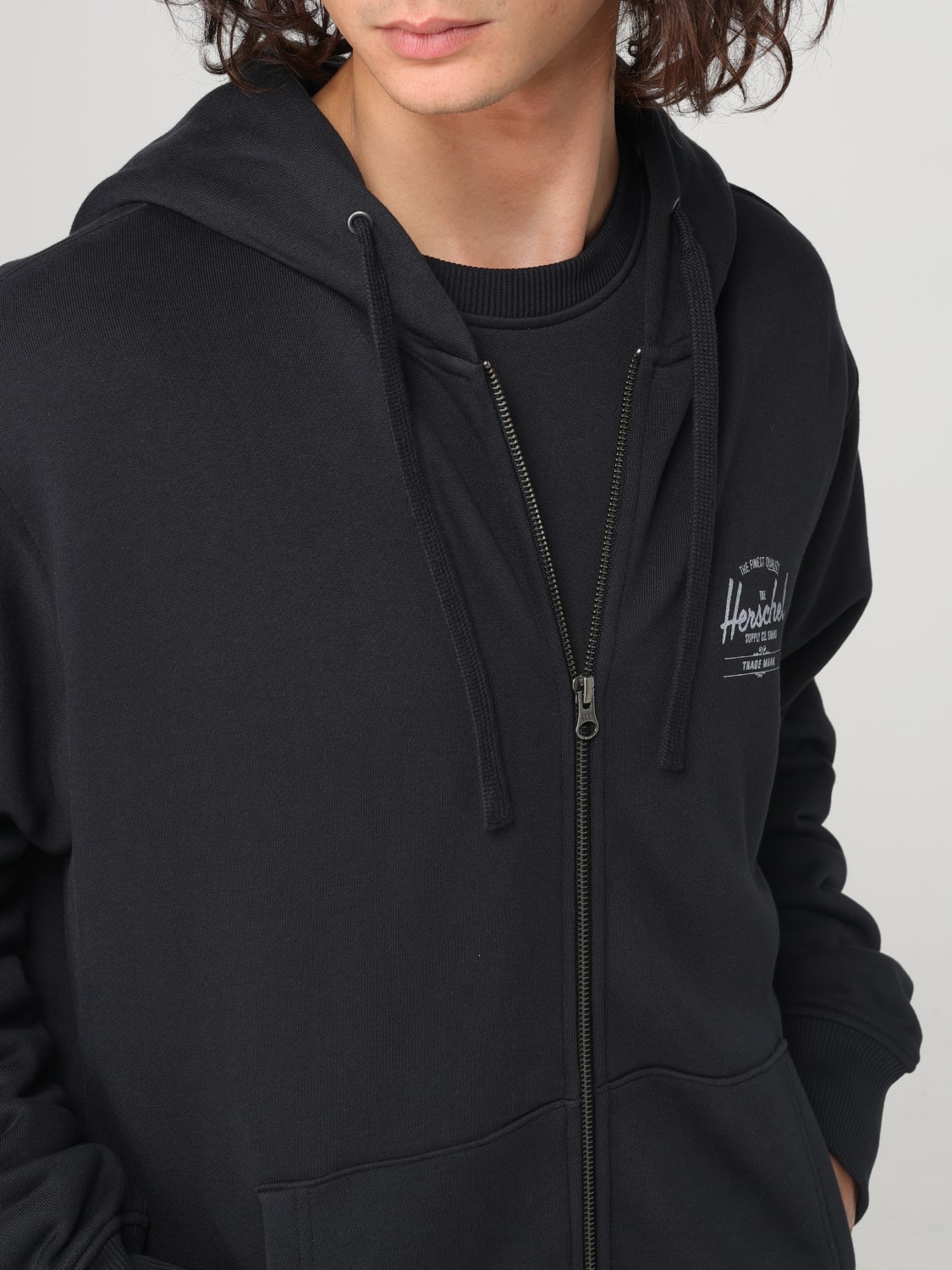 HERSCHEL SUPPLY CO. SUDADERA: Sudadera hombre Herschel Supply Co., Negro - Img 4