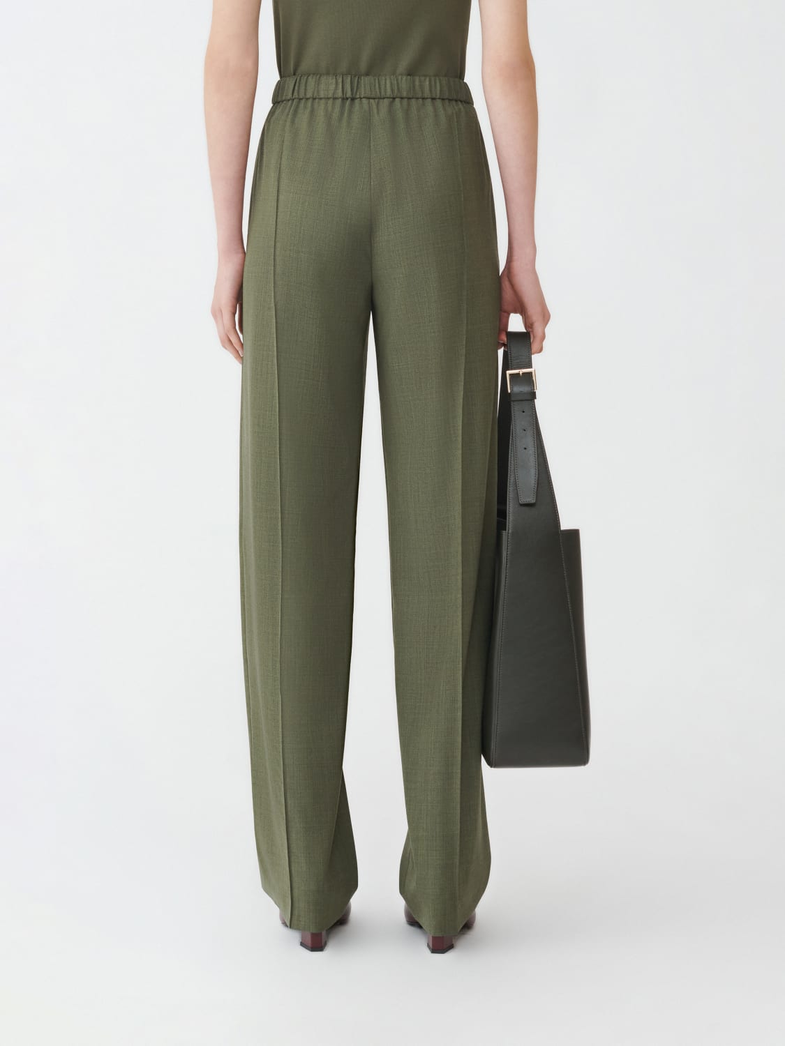 パンツ FABIANA FILIPPI Woman Pants Green PAD214F322D620 6157 FABIANA FILIPPI: Pants woman - Green | Fabiana Filippi pants