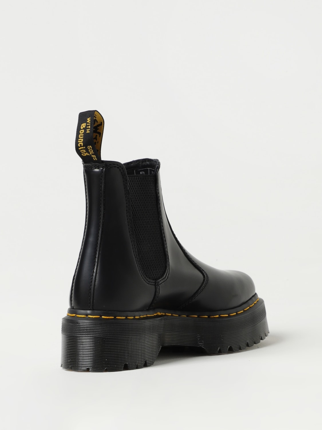 DR. MARTENS：フラットショートブーツ レディース - ブラック | GIGLIO.COMオンラインのDr. Martens フラット ショートブーツ 24687001