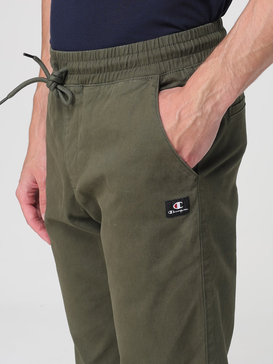 CHAMPION 裤子: 裤子 男士 Champion, 绿色 - Img 3