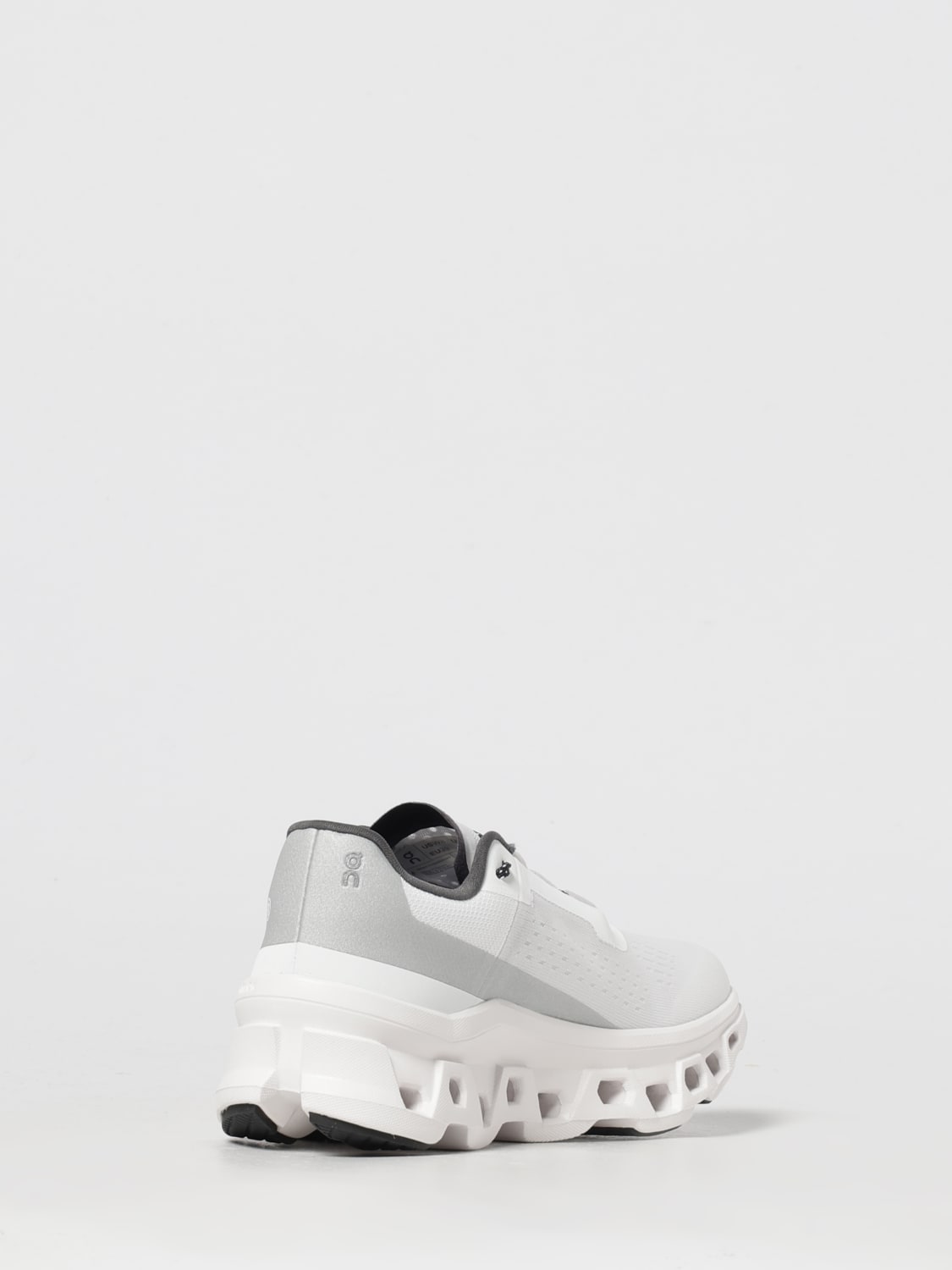 ON RUNNING スニーカー: シューズ レディース On, ホワイト - Img 3