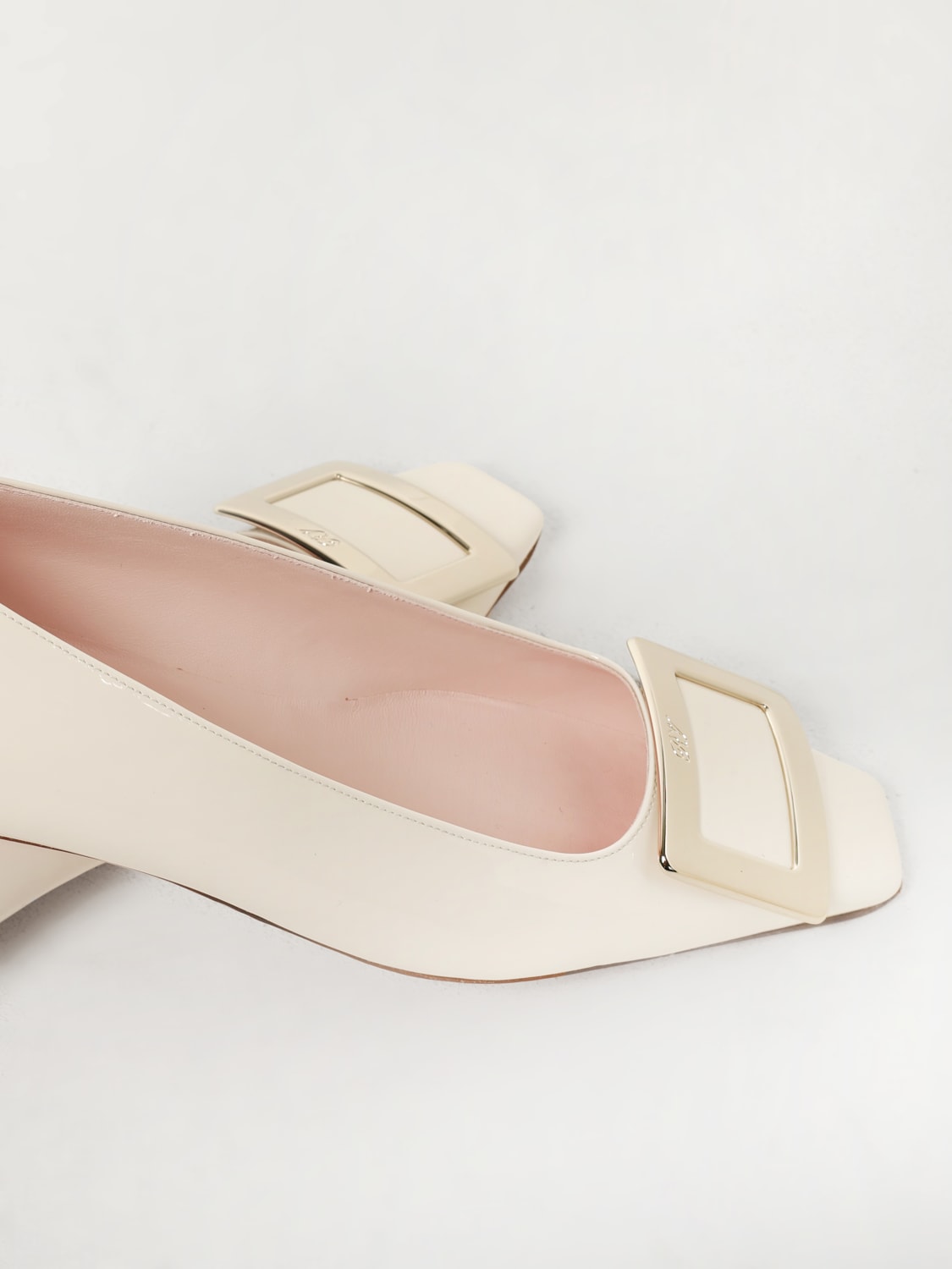 ROGER VIVIER BALLERINE: Ballerina Belle Roger Vivier in pelle verniciata , Bianco - Img 4