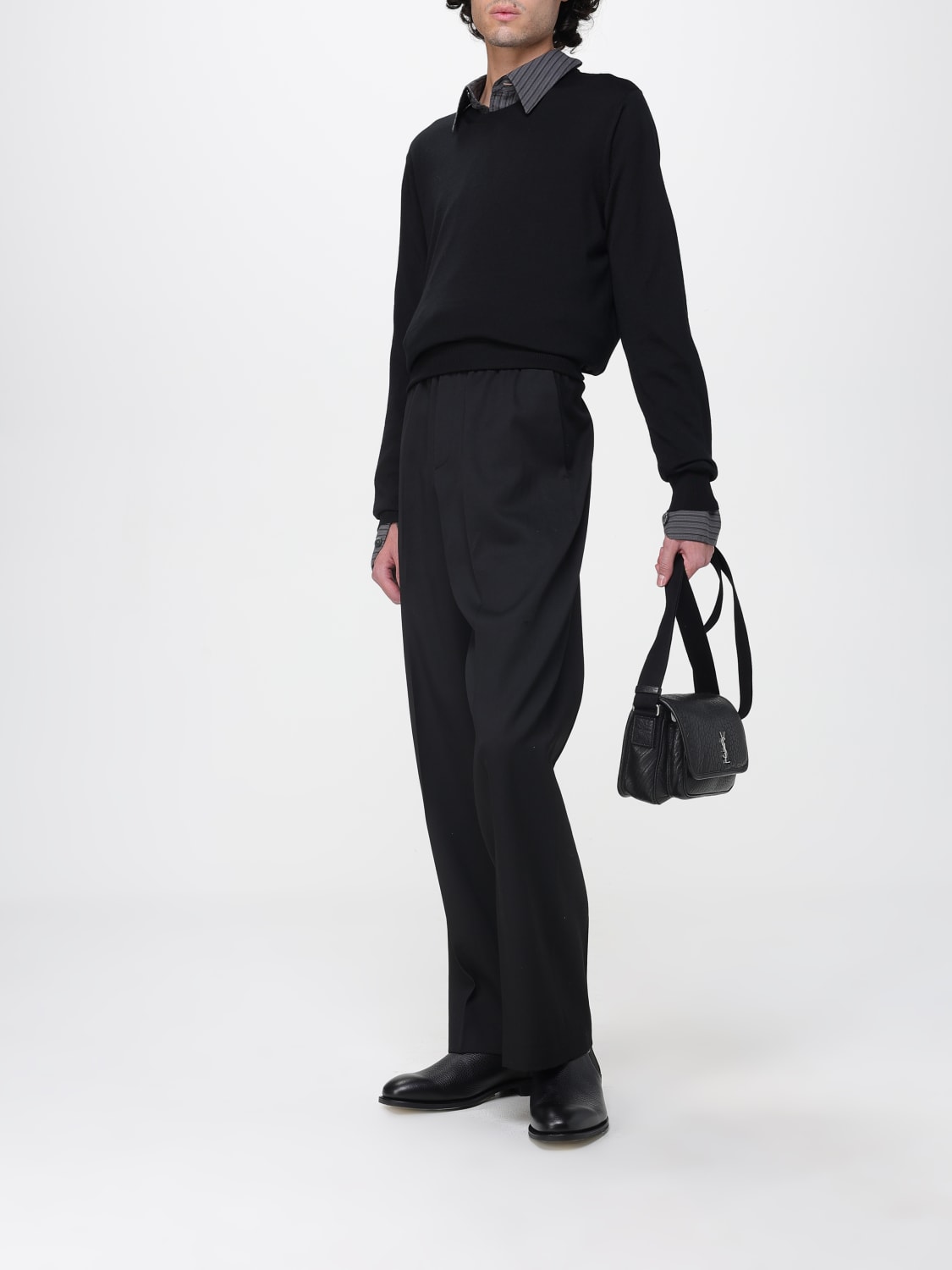 SAINT LAURENT BORSA A TRACOLLA: Borsa Niki Messenger Small Saint Laurent in pelle martellata, Nero - Img 2