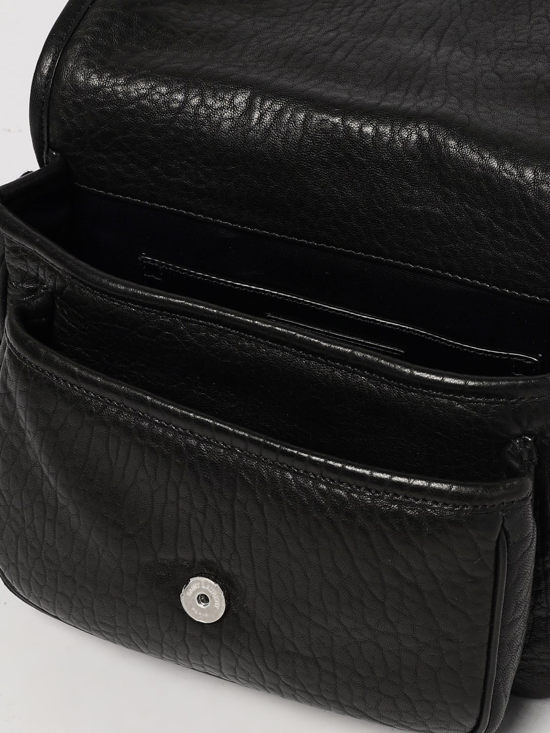 SAINT LAURENT BORSA A TRACOLLA: Borsa Niki Messenger Small Saint Laurent in pelle martellata, Nero - Img 5