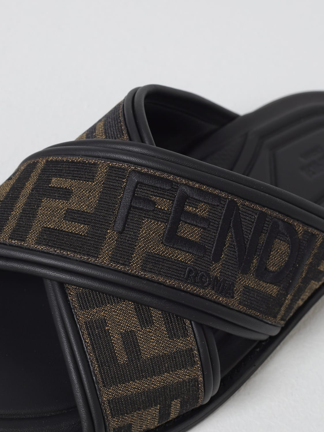 サンダル FENDI Men Sandals Brown 7X1548AJZE F0R7R FENDI: Sandals men - Brown | Fendi sandals 7X1548AJZE online