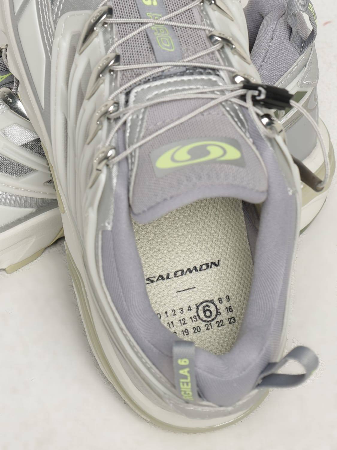 スニーカー SALOMON Woman Sneakers Silver S59WS0215P7012 HA457 SALOMON: Shoes woman Mm6 Maison Margiela - Silver | Salomon