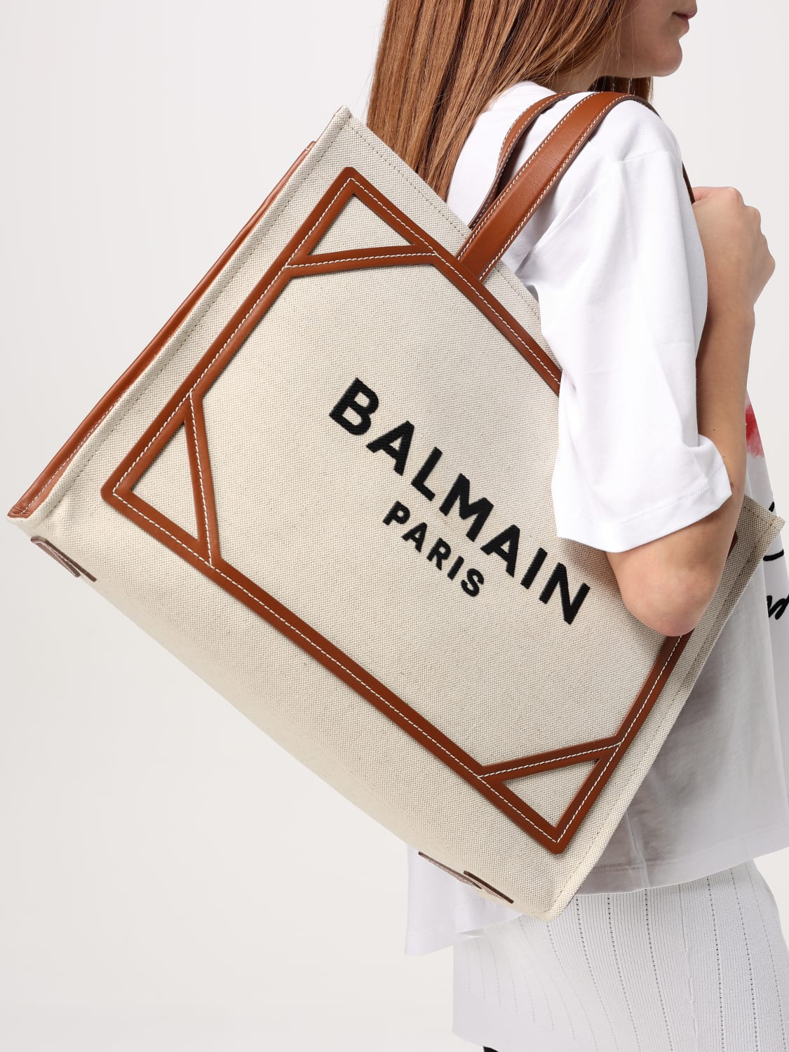 トートバッグ BALMAIN Woman Tote bags Brown DN1FF810TDCS GEM B-Army 42 canvas tote bag with leather details beige beige