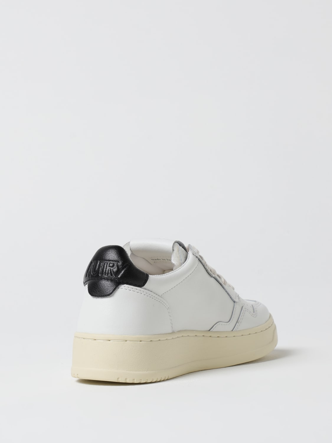 AUTRY: Shoes woman - White | Autry sneakers AULWLL22 online