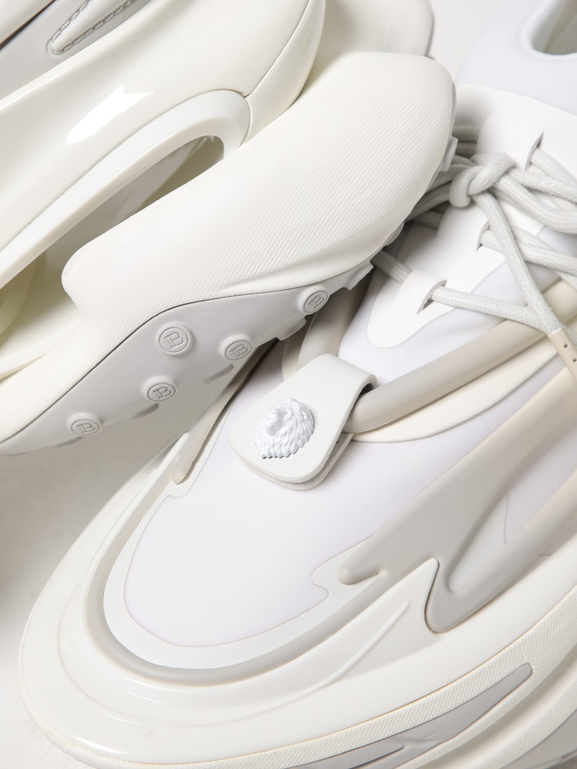 スニーカー BALMAIN Men Sneakers AM0VJ309KNLR 0FA WHITE Neoprene and leather Unicorn low-top sneakers white - Men