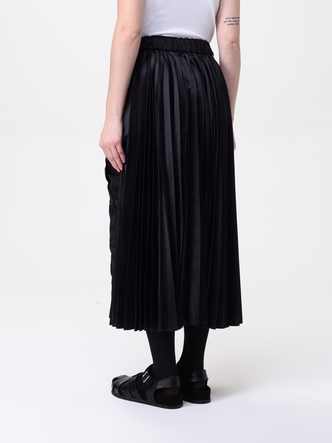 SACAI: Skirt woman - Black | Sacai skirt SCW205 online at